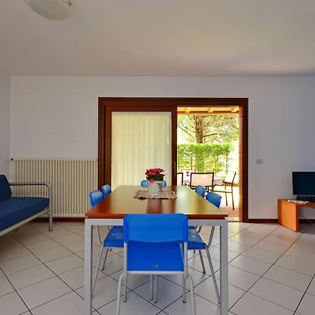 With Pool In Lignano Villa *